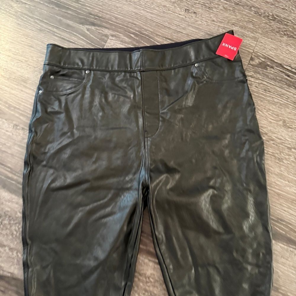 Spanx Faux Leather Ankle Skinny Pull On Pants New - Picture 3 of 7